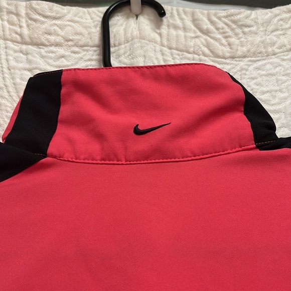 Nike Hot Pink and Black Women's Active Wear Jacket - Picture 3 of 7